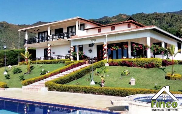 FINCA LAGO CALIMA 027
